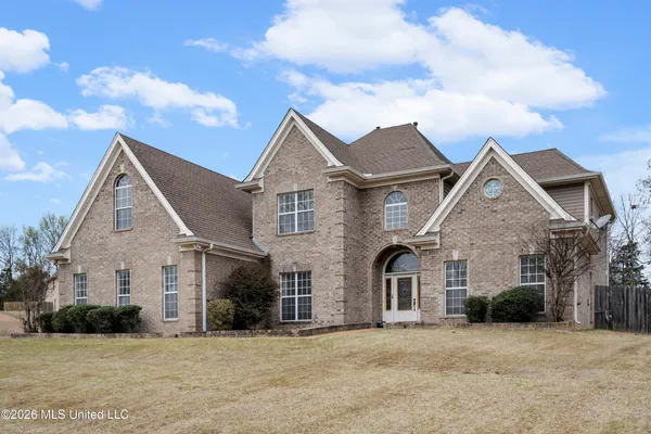 $574,900 | 2180 Belmarie Drive, Southaven, MS 38672