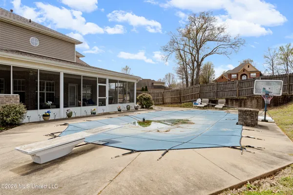 $574,900 | 2180 Belmarie Drive, Southaven, MS 38672
