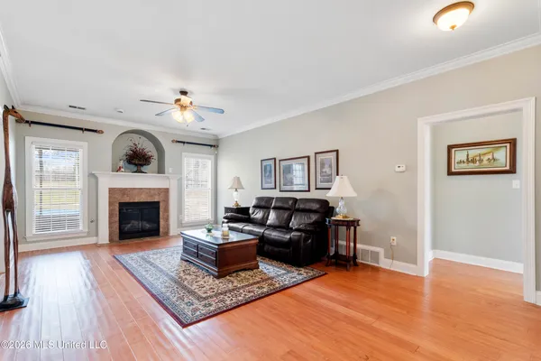 $574,900 | 2180 Belmarie Drive, Southaven, MS 38672