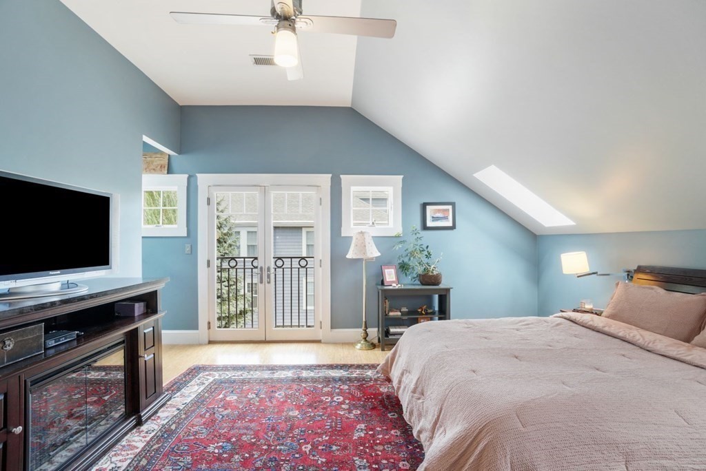 134 Milton Street Boston, MA 02124 - Photo 28 of 36