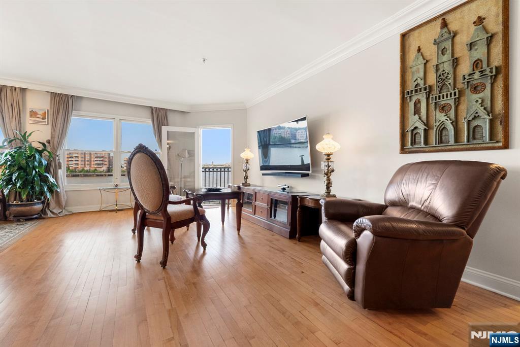 108 The Promenade, Unit 108 Edgewater, NJ 07020 - Photo 19 of 49