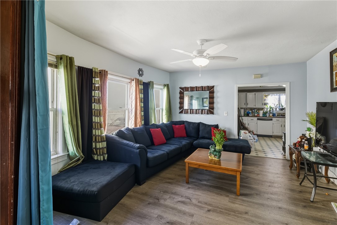 60 Hendricks Street Central Falls, RI 02863 - Photo 10 of 39