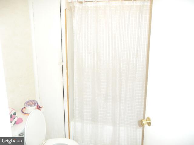 148 Blake Avenue Rockledge, PA 19046 - Photo 5 of 32 Full bath 1st floor