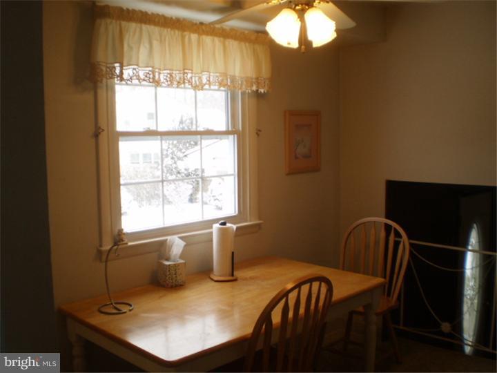 11996 Dumont Road Philadelphia, PA 19116 - Photo 14 of 21 Kitchen