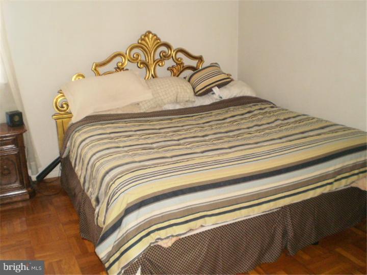 11996 Dumont Road Philadelphia, PA 19116 - Photo 16 of 21 Bedroom - Main