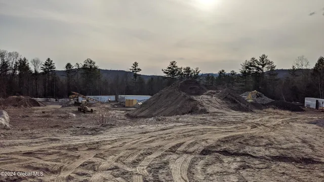 $489,000 | 91 Northway Lane, Bolton, NY 12824