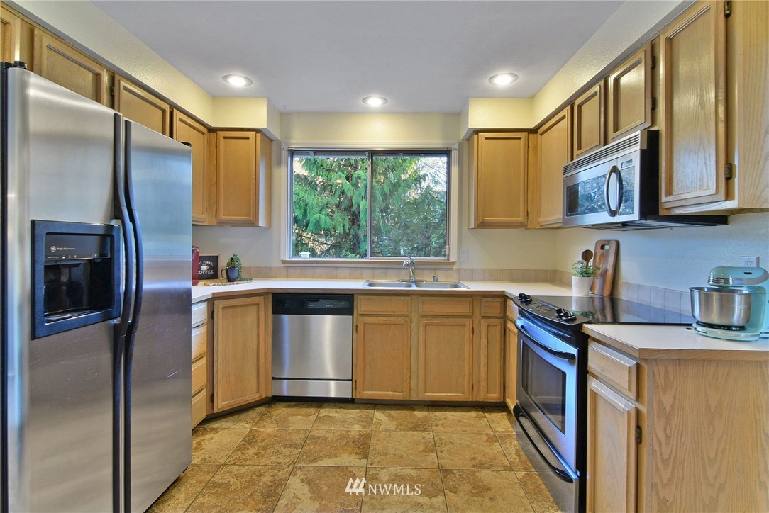 1572 Goat Trail Road Mukilteo, WA 98275 - Photo 8 of 29 Gallery Image 8