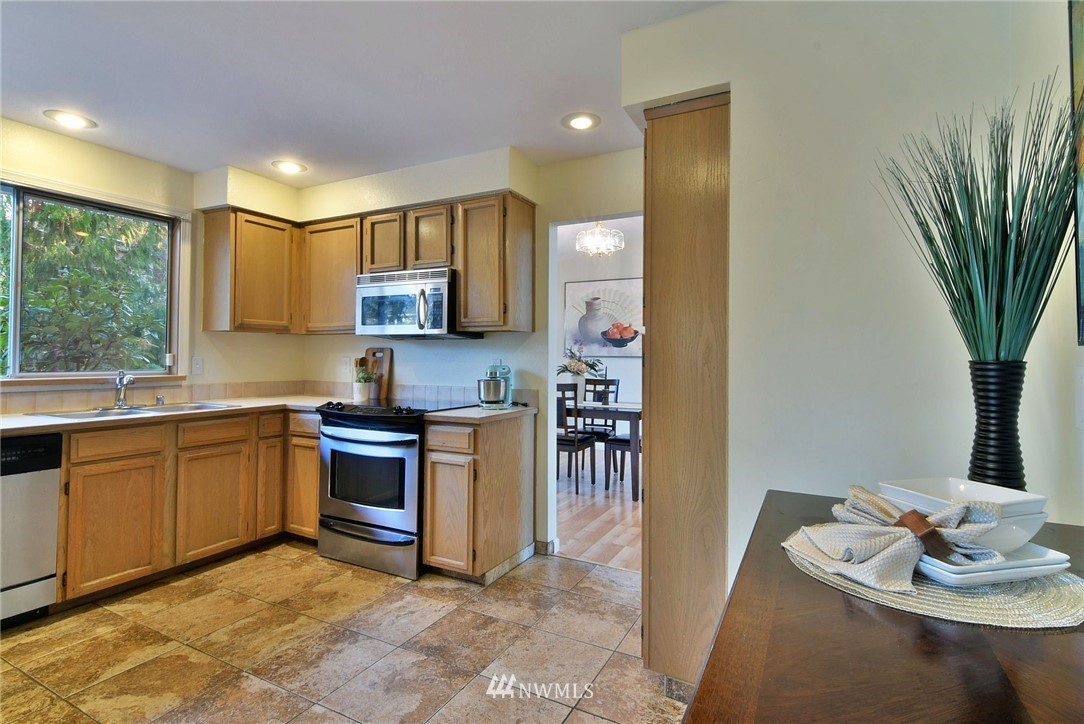 1572 Goat Trail Road Mukilteo, WA 98275 - Photo 10 of 29 Gallery Image 10
