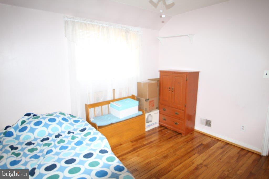 12628 Epping Road Silver Spring, MD 20906 - Photo 10 of 24 Bedroom