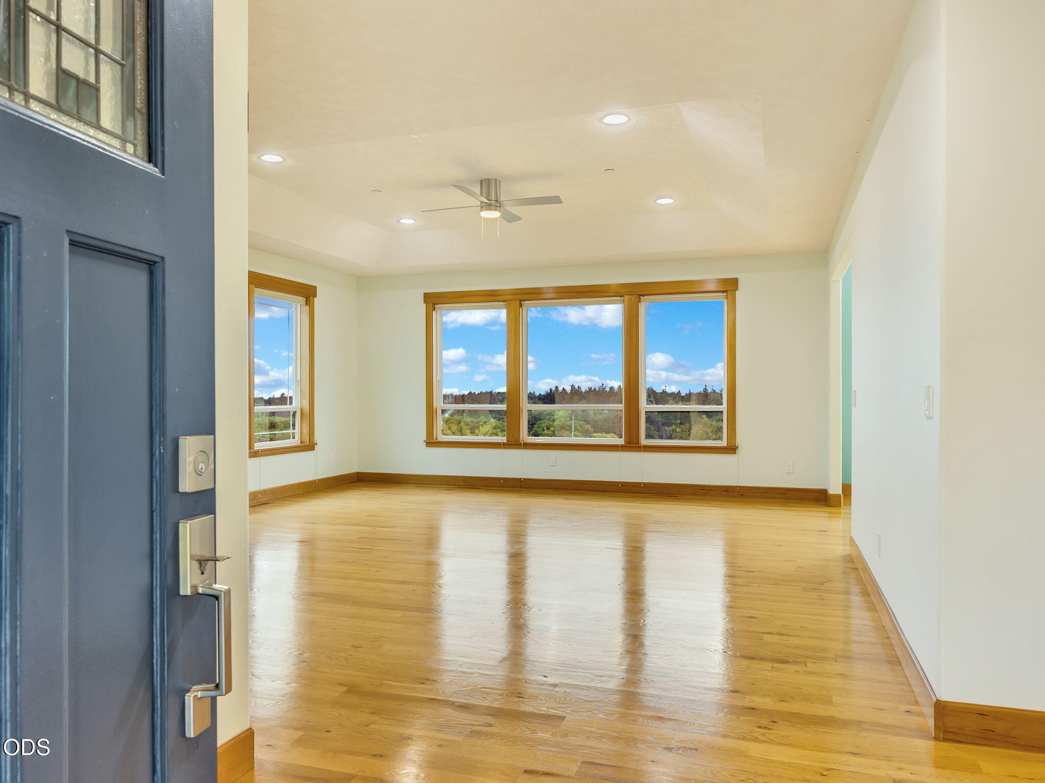 2144 Middle Fork Circle Seaside, OR 97138 - Photo 5 of 50