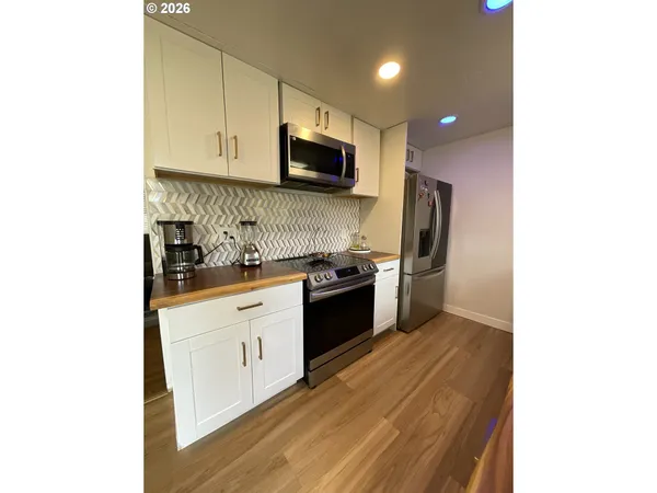 $509,900 | 19305 Southwest York Street, Beaverton, OR 97003