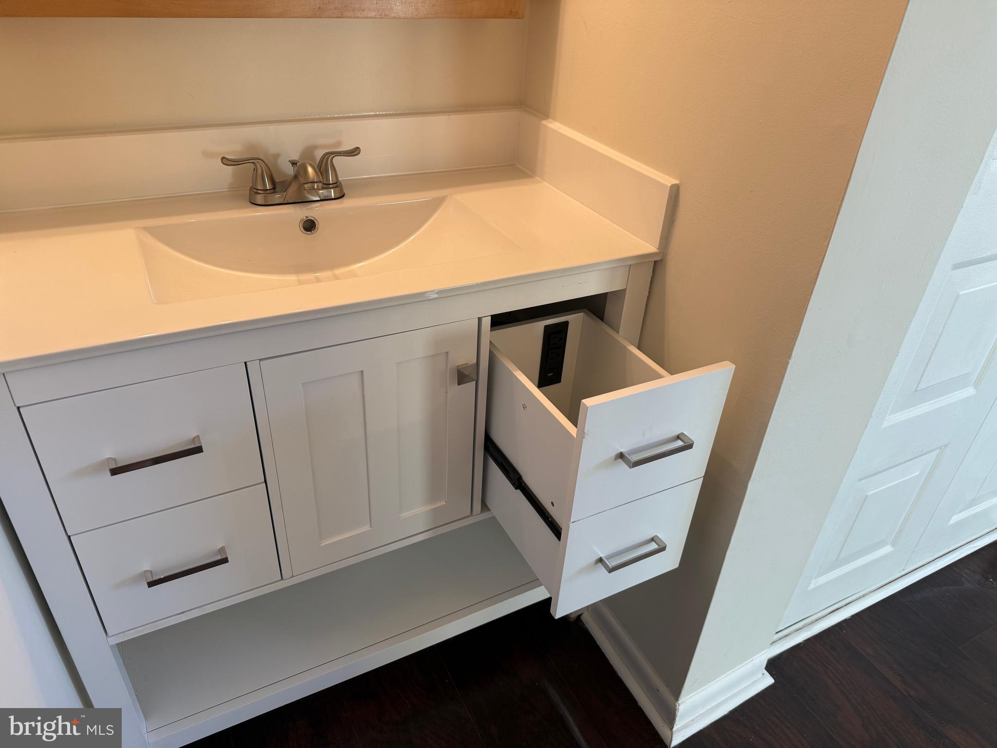 1103 Walnut Ridge Drive Sanatoga, PA 19464 - Photo 17 of 25