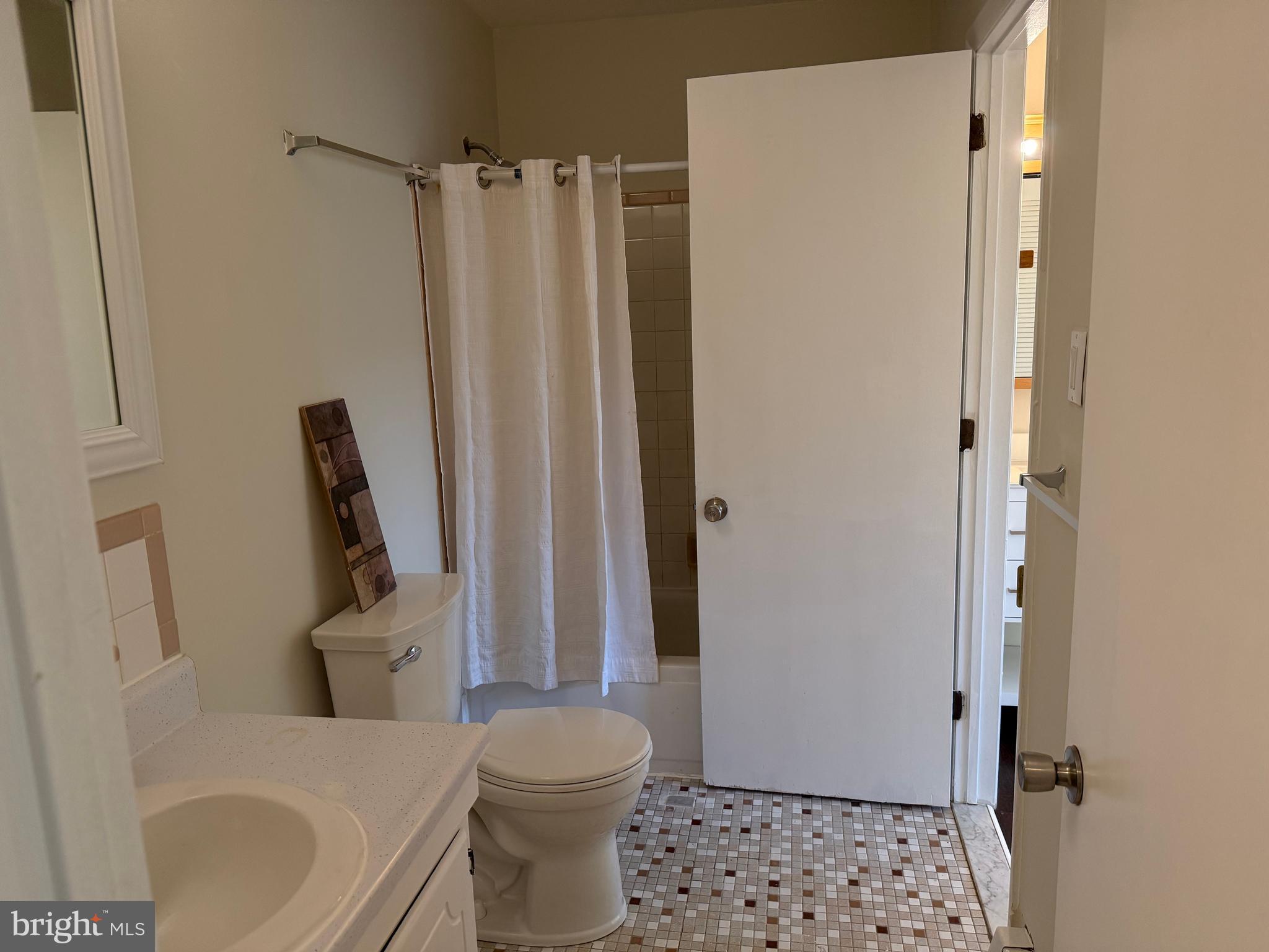 1103 Walnut Ridge Drive Sanatoga, PA 19464 - Photo 25 of 25 Hall Bath