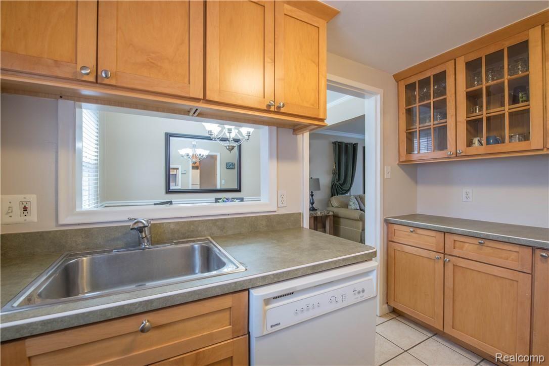 1779 Graefield Road Birmingham, MI 48009 - Photo 10 of 20 Graefield 1179 -10.jpg