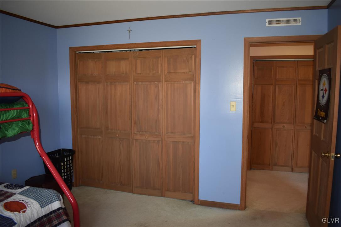 5869 Spangler Road Nazareth, PA 18064 - Photo 30 of 33 an empty room with windows
