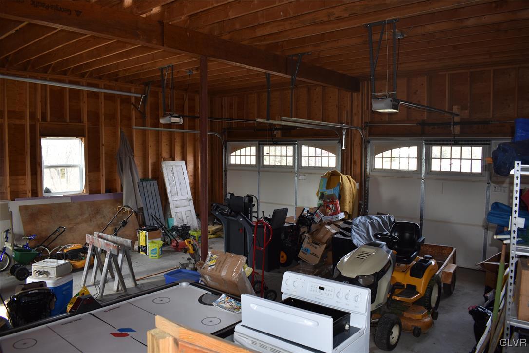 5869 Spangler Road Nazareth, PA 18064 - Photo 33 of 33 a view of a room with gym equipment