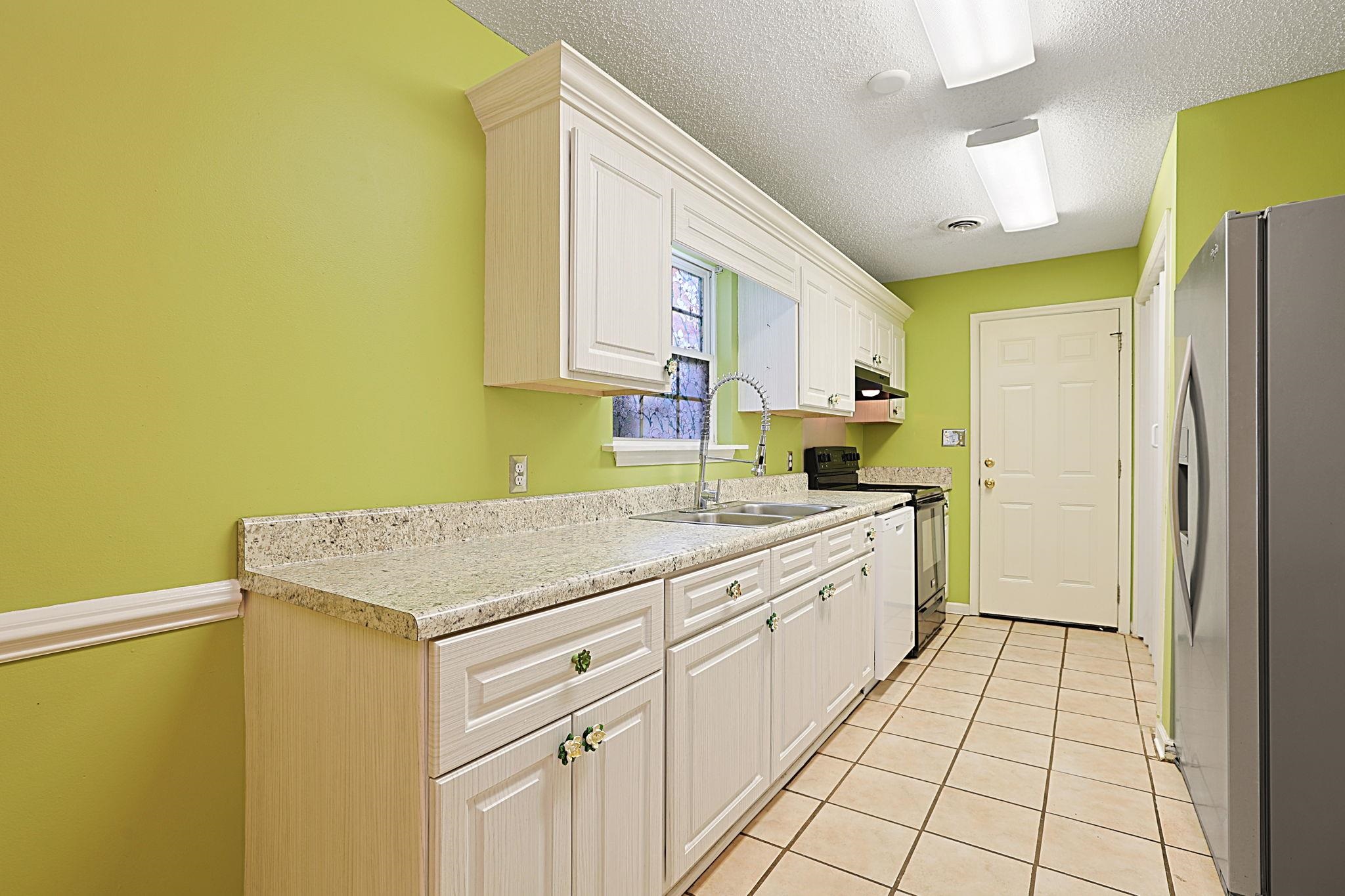 2552 Triumph Drive Myrtle Beach, SC 29577 - Photo 8 of 35