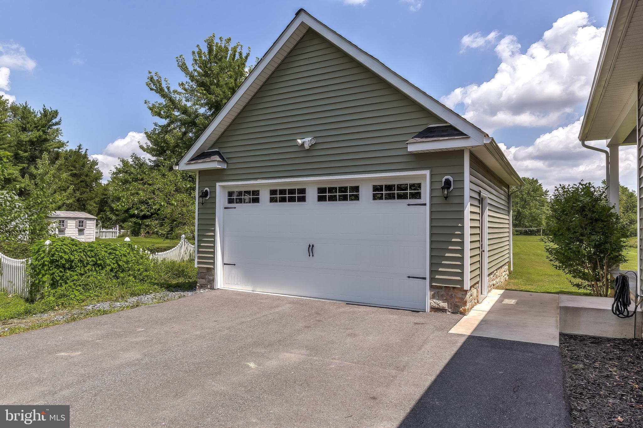 19 Mountain Road Fallston, MD 21047 - Photo 8 of 69