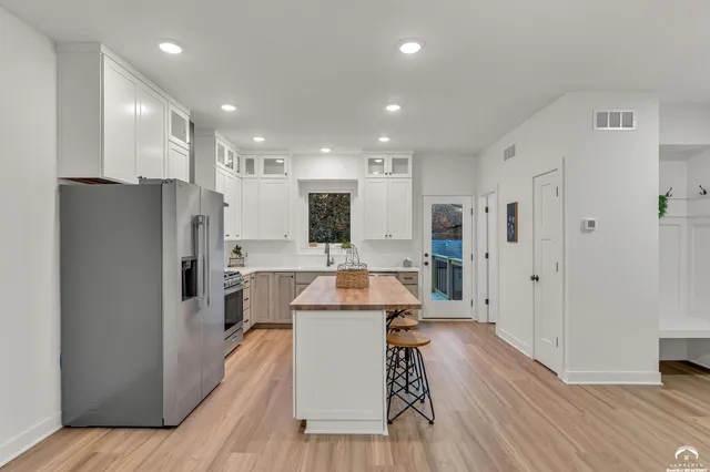 $459,000 | 1224 Walnut Street, Eudora, KS 66025