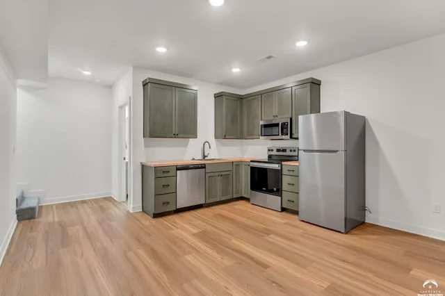 $459,000 | 1224 Walnut Street, Eudora, KS 66025