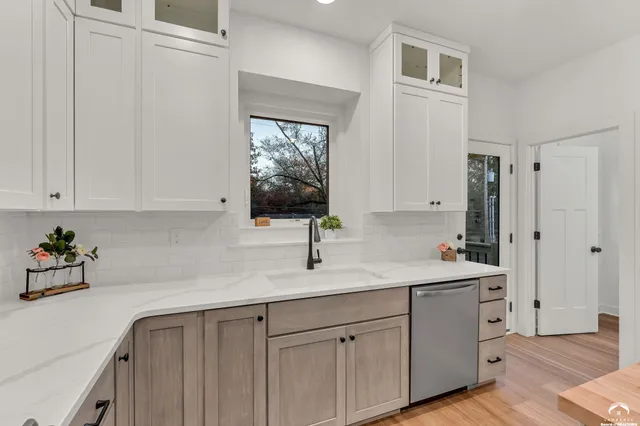 $459,000 | 1224 Walnut Street, Eudora, KS 66025