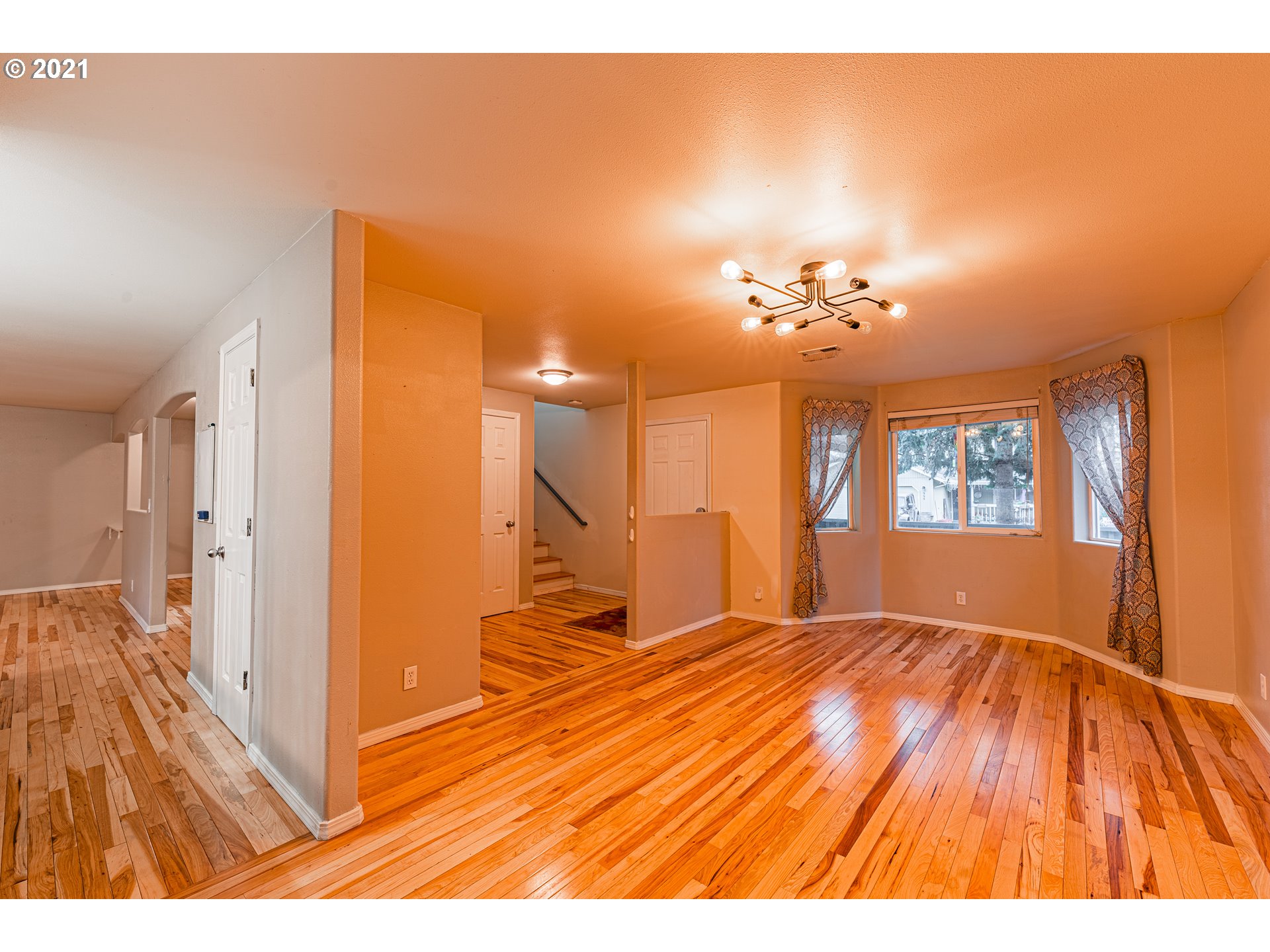 983 Kintzley Avenue Springfield, OR 97478 - Photo 11 of 28 Gallery Image 11