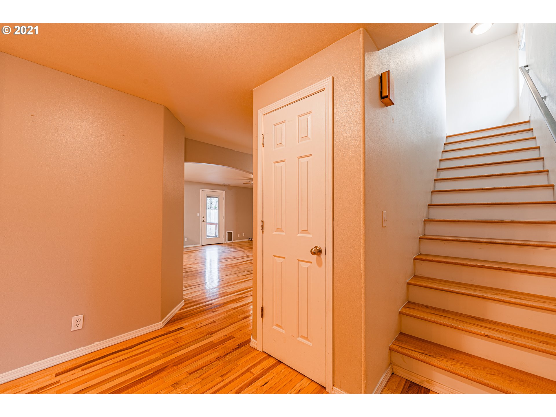 983 Kintzley Avenue Springfield, OR 97478 - Photo 13 of 28 Gallery Image 13