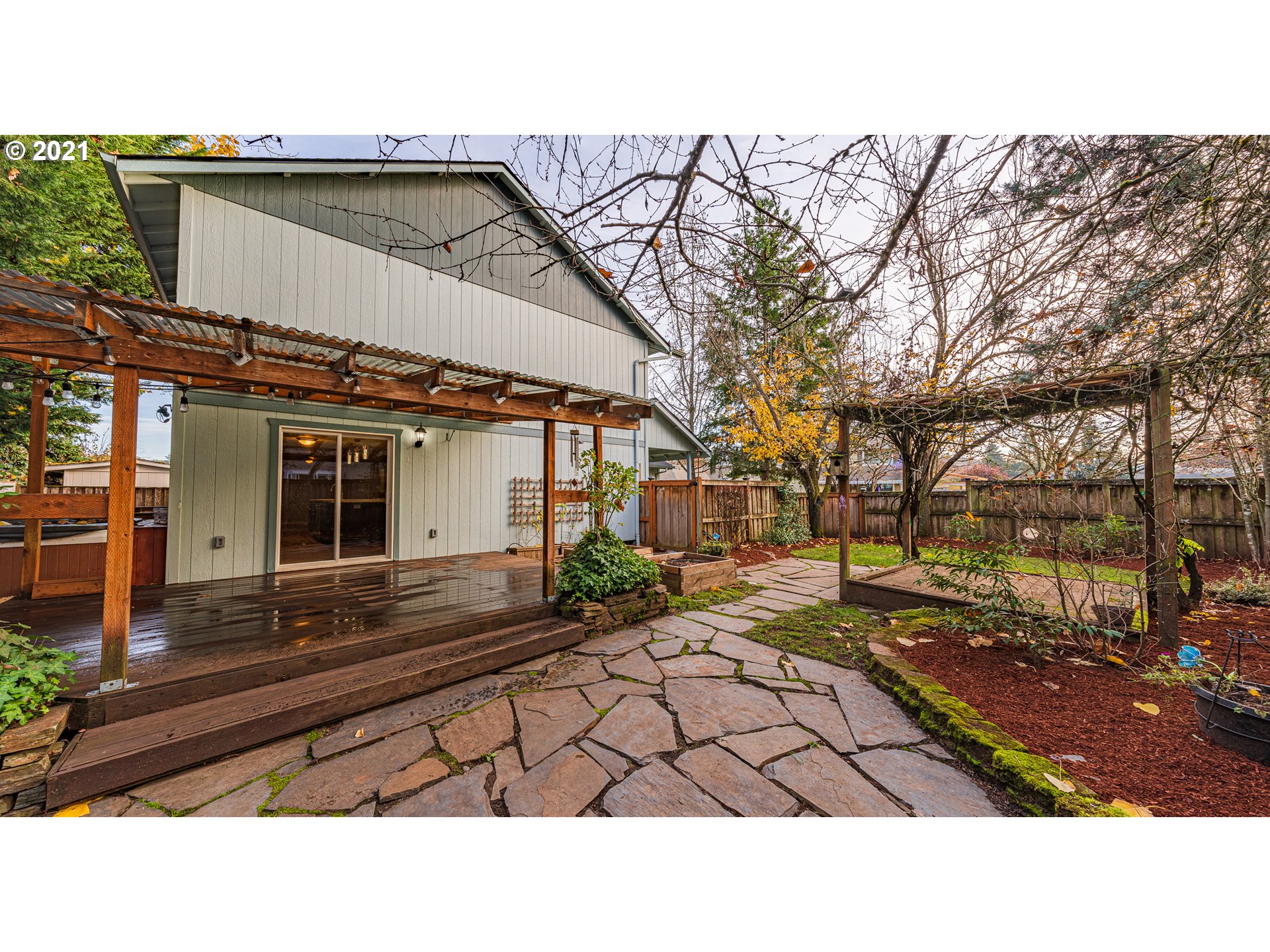 983 Kintzley Avenue Springfield, OR 97478 - Photo 4 of 28 Gallery Image 4
