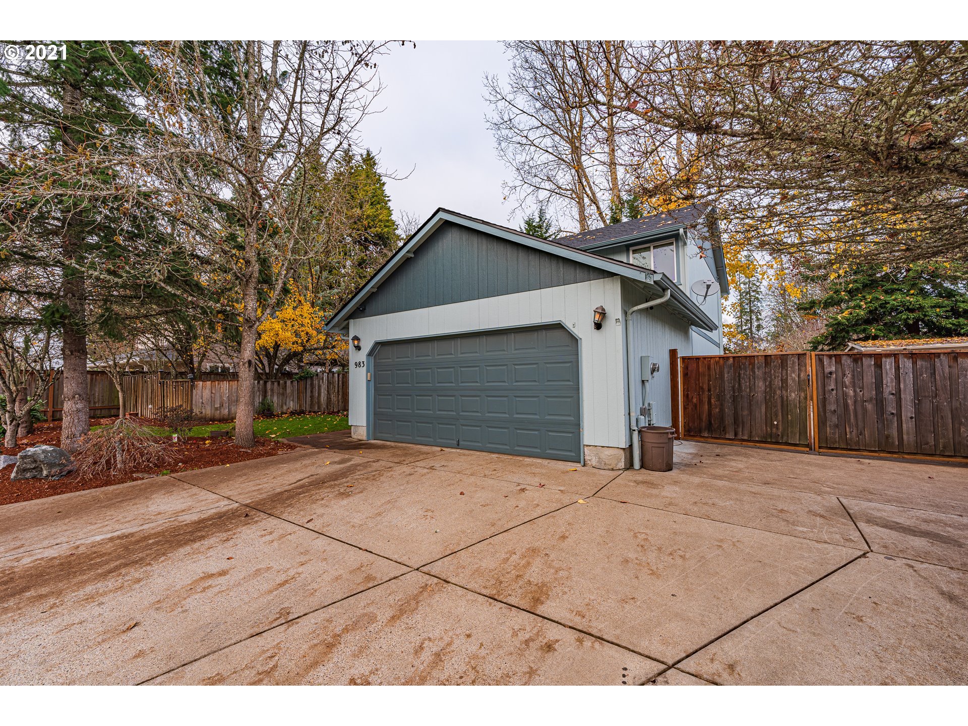983 Kintzley Avenue Springfield, OR 97478 - Photo 6 of 28 Gallery Image 6