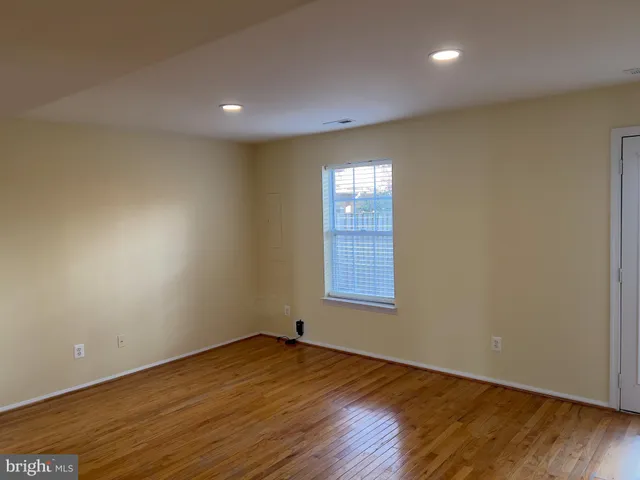 $2,999 | 2509 James Maury Drive, Herndon, VA 20171