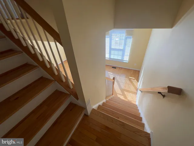 $2,999 | 2509 James Maury Drive, Herndon, VA 20171