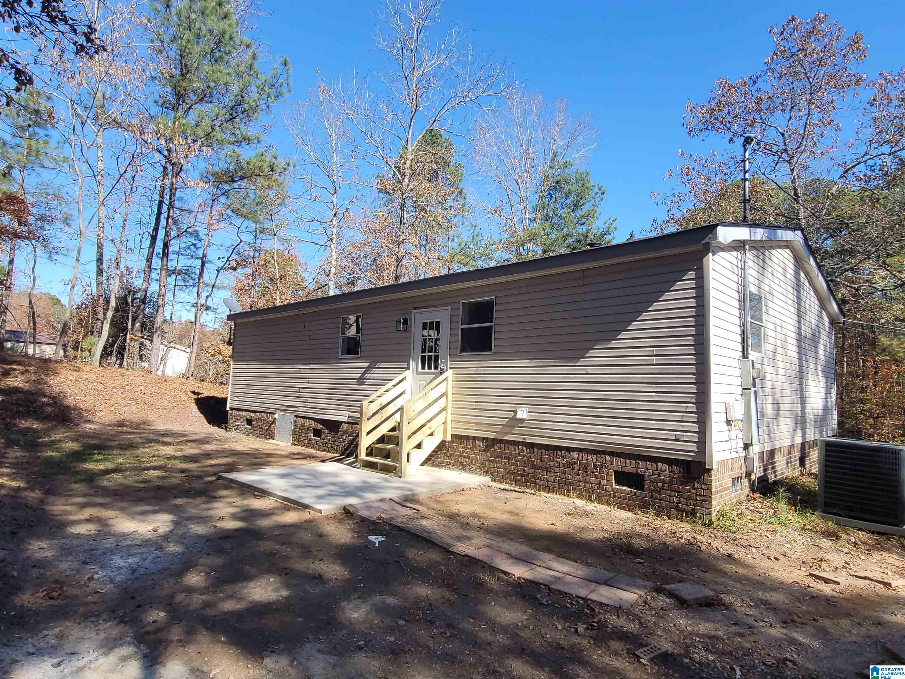 225 Cedar Creek Road Odenville, AL 35120 - Photo 2 of 7