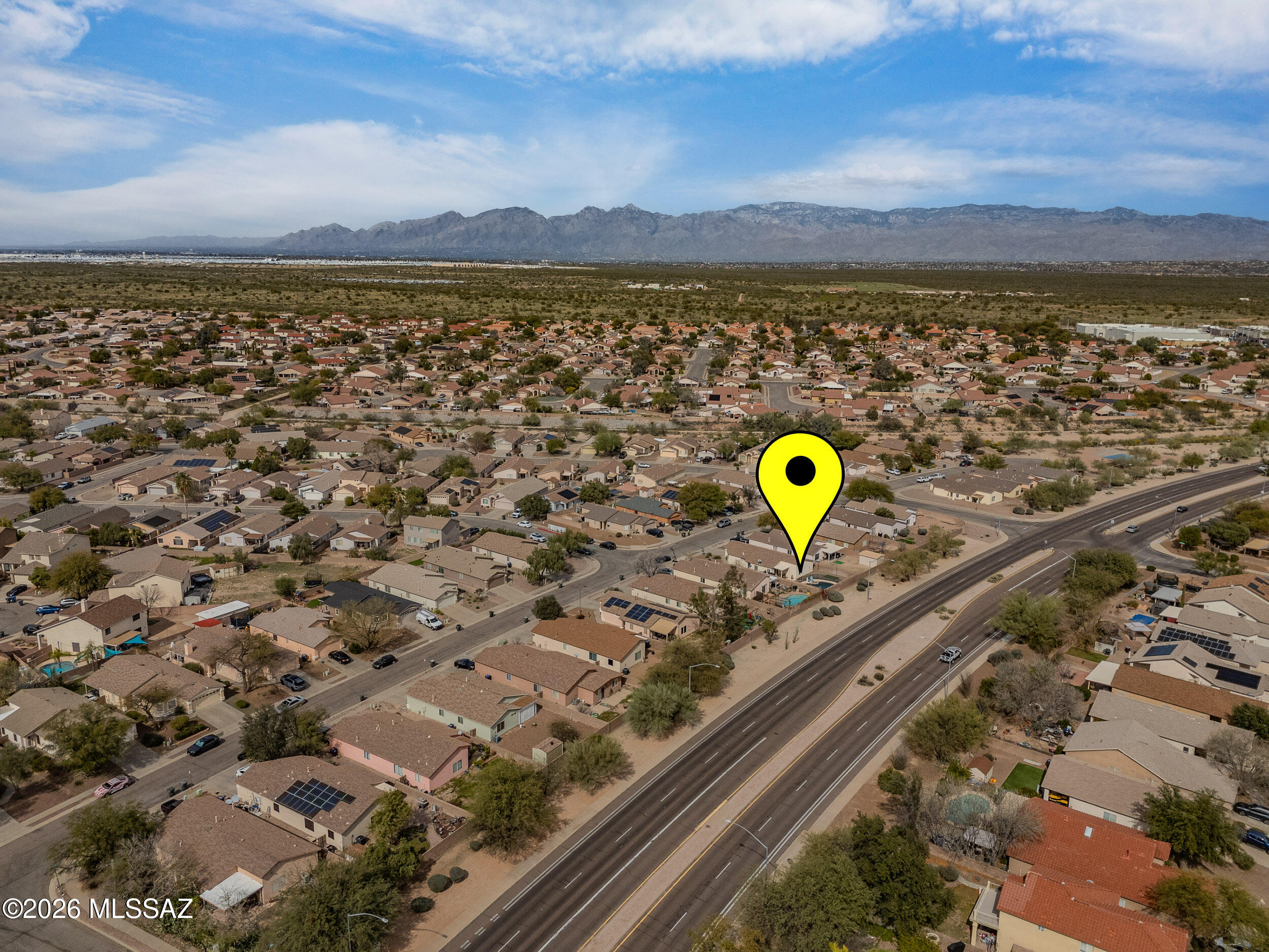 7677 South Meadow Spring Way Tucson, AZ 85747 - Photo 6 of 39 007