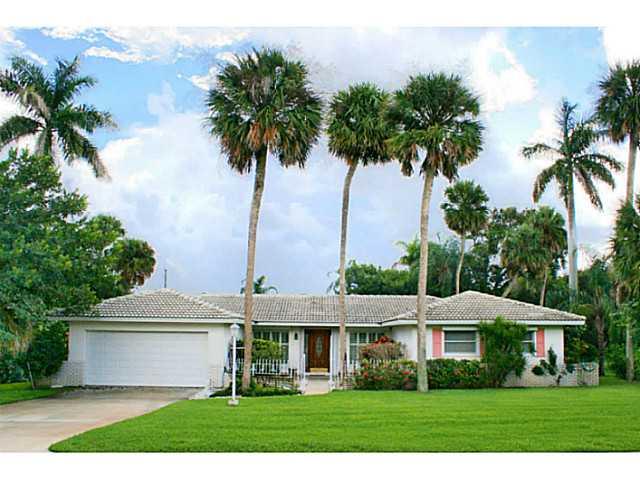 12 Middle Road Stuart, FL 34996 - Photo 1 of 16