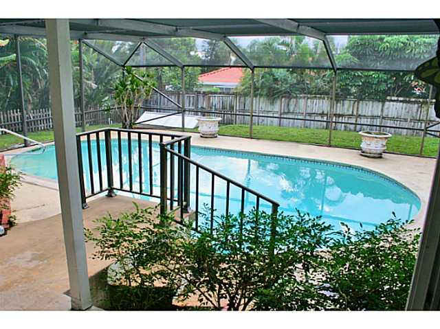 12 Middle Road Stuart, FL 34996 - Photo 13 of 16