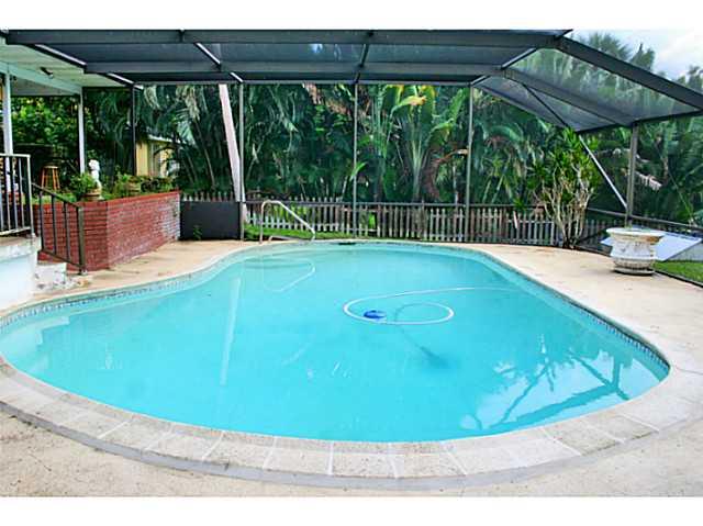 12 Middle Road Stuart, FL 34996 - Photo 15 of 16