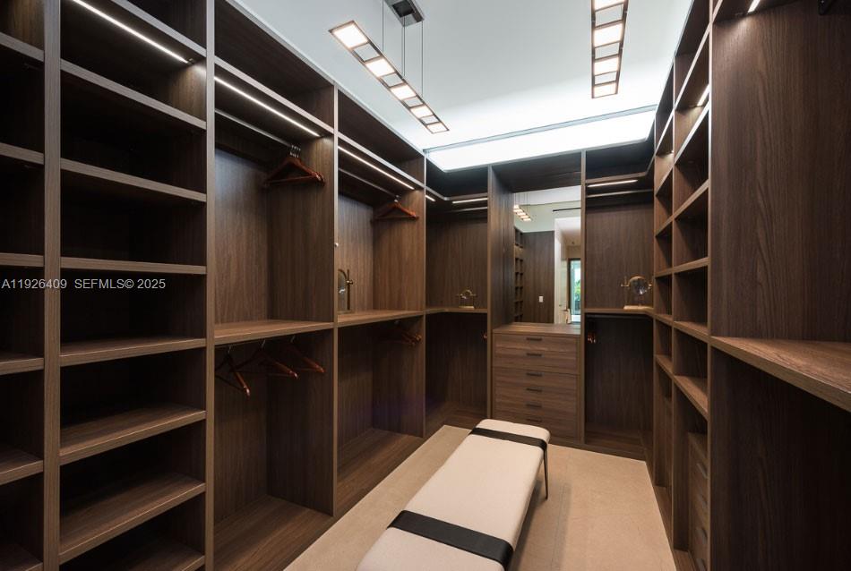 6480 Allison Road Miami Beach, FL 33141 - Photo 23 of 66