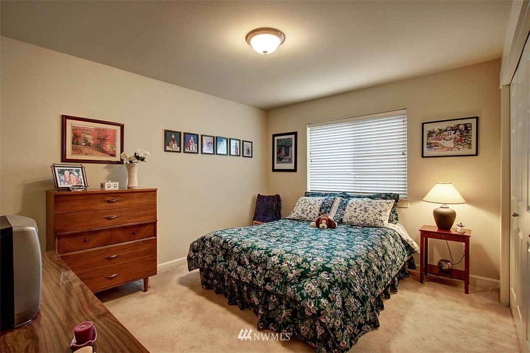 4325 227th Place Southeast Bothell, WA 98021 - Photo 14 of 19
