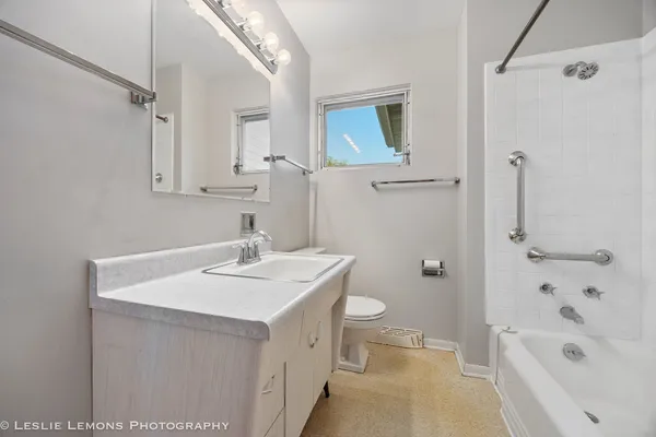 $2,845 | 59 Elmwood Drive, Naperville, IL 60540