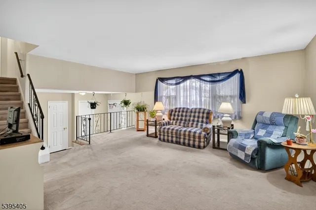 $589,900 | 9 English Court, Bridgewater, NJ 08807