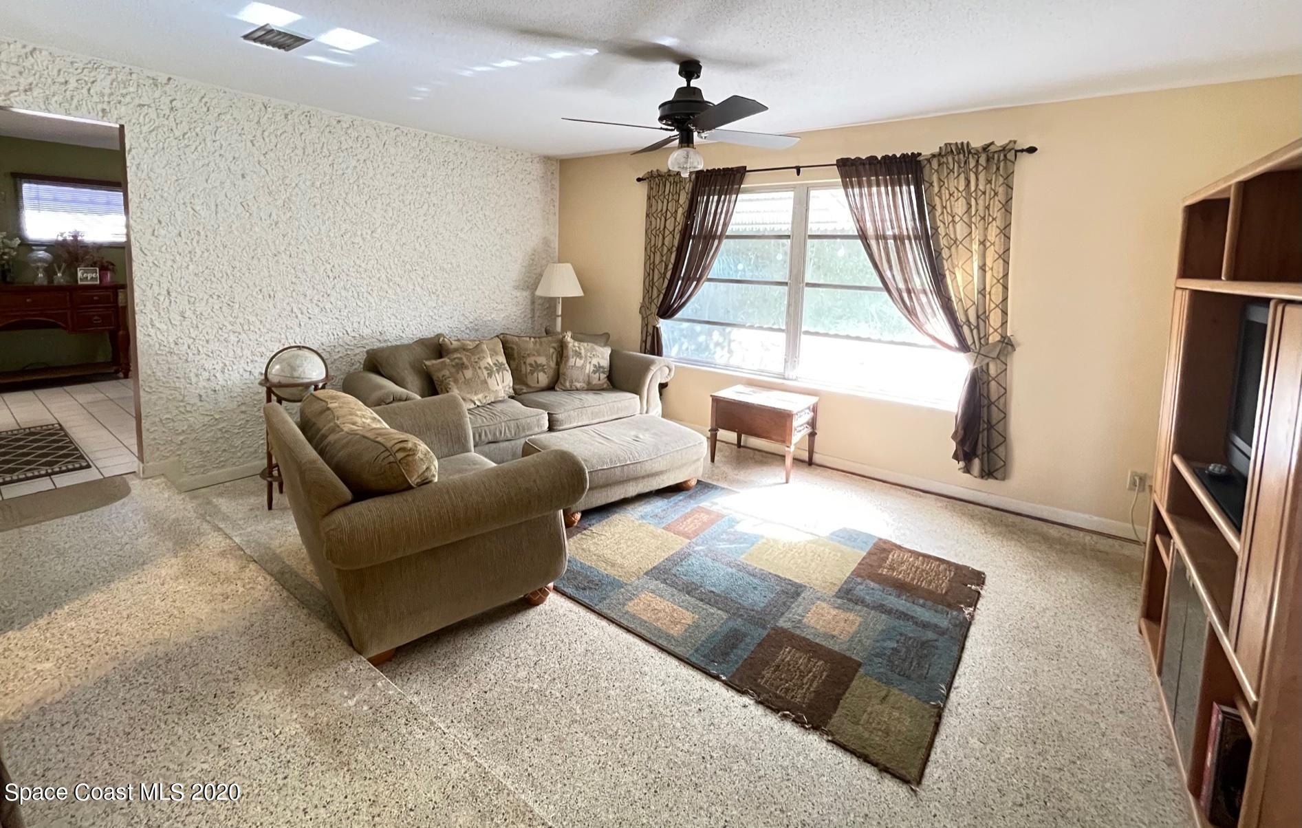 1035 Palmer Road Rockledge, FL 32955 - Photo 2 of 15 IMG_7581