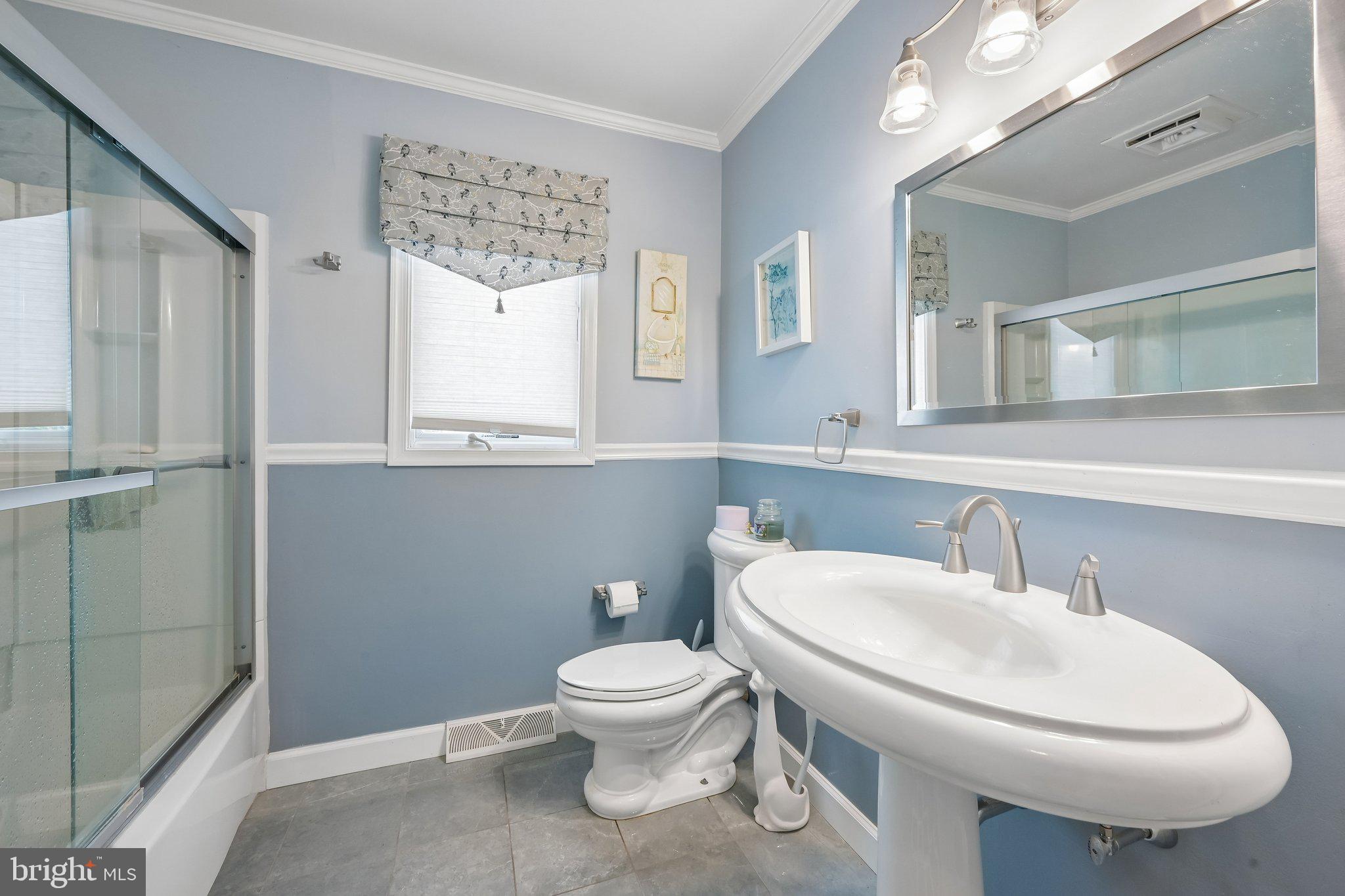 901 2nd Street Delanco, NJ 08075 - Photo 16 of 26 Main Bath