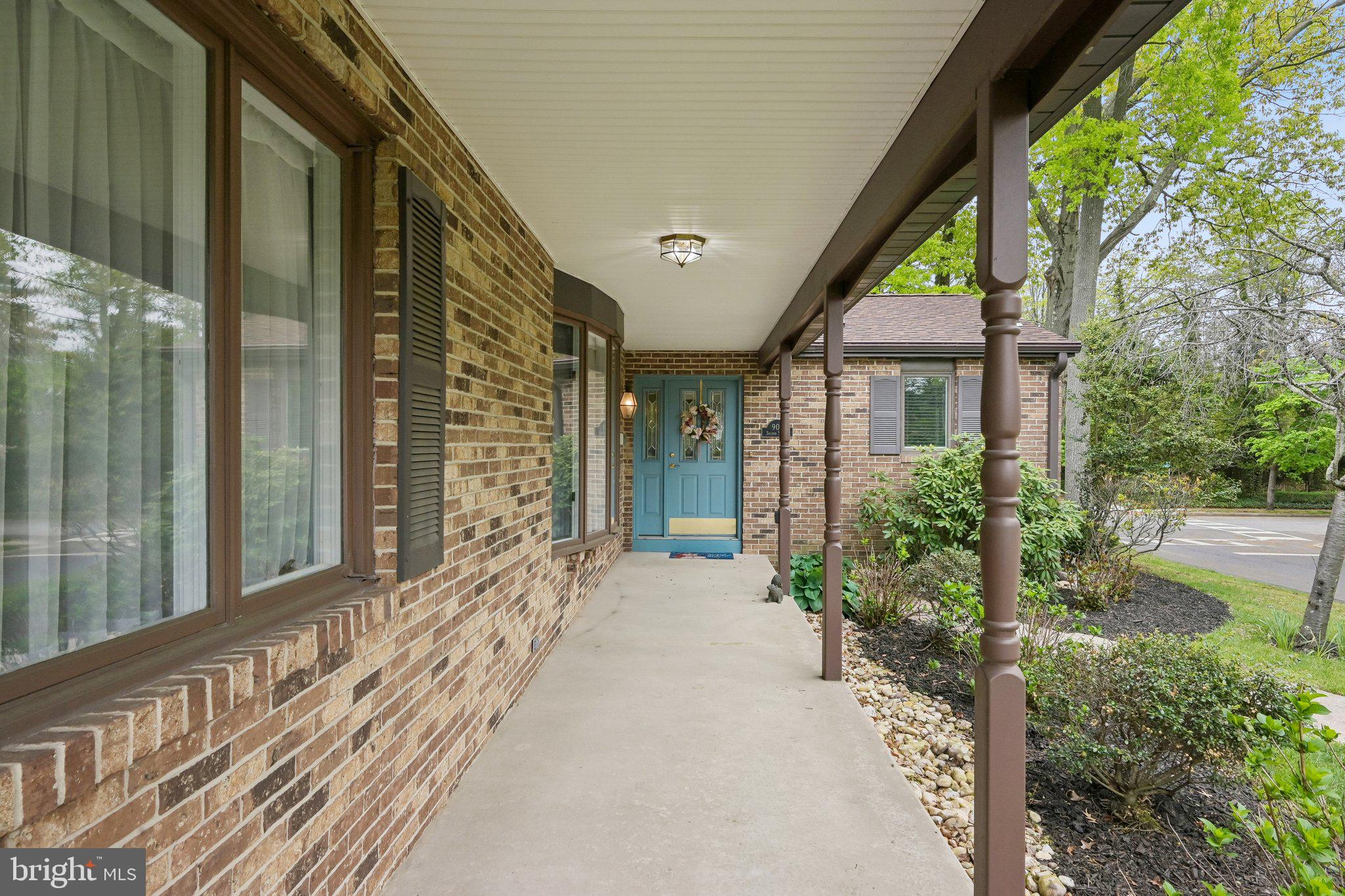901 2nd Street Delanco, NJ 08075 - Photo 3 of 26 Front Porch