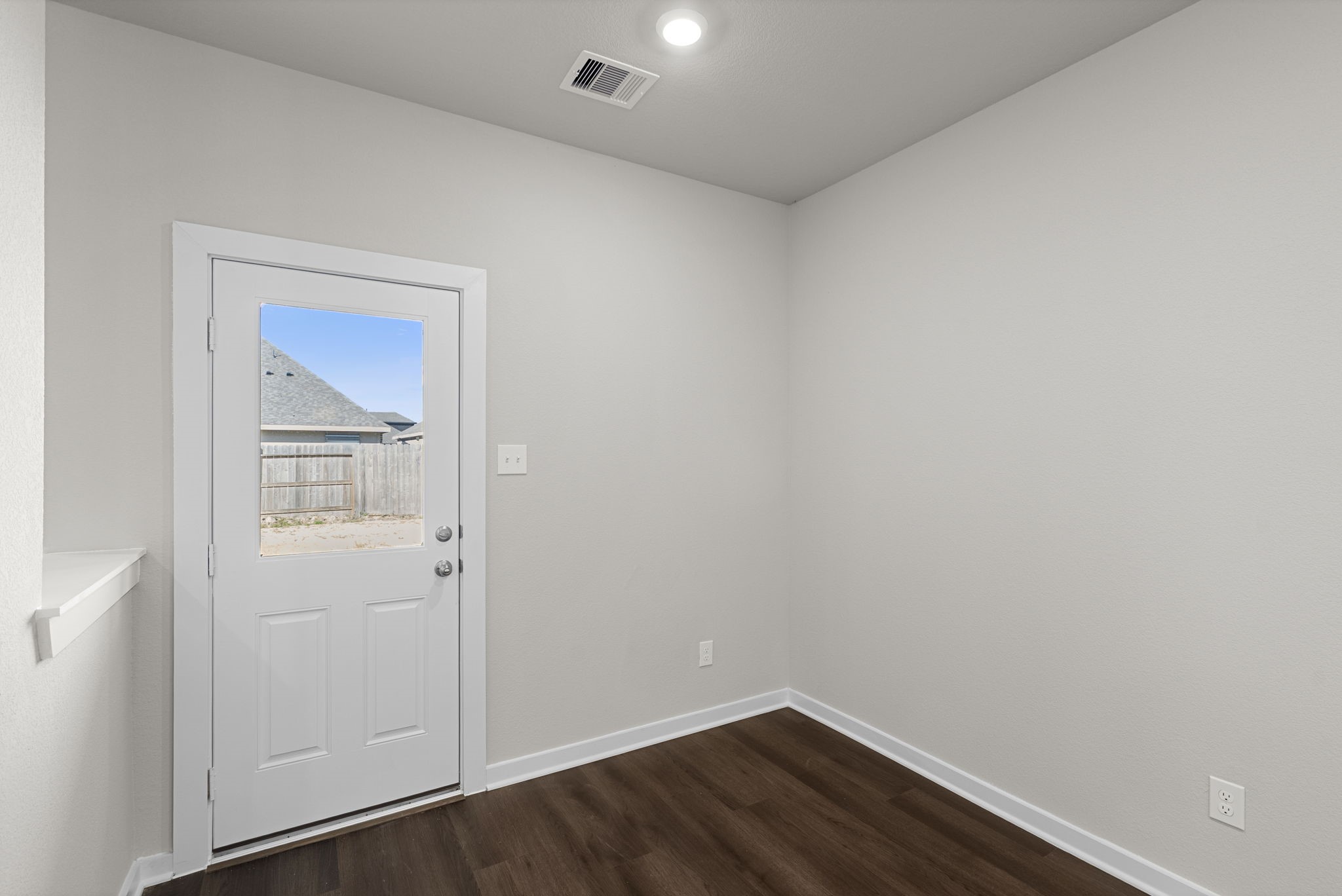 1907 Stargazer Lane Angleton, TX 77515 - Photo 7 of 36