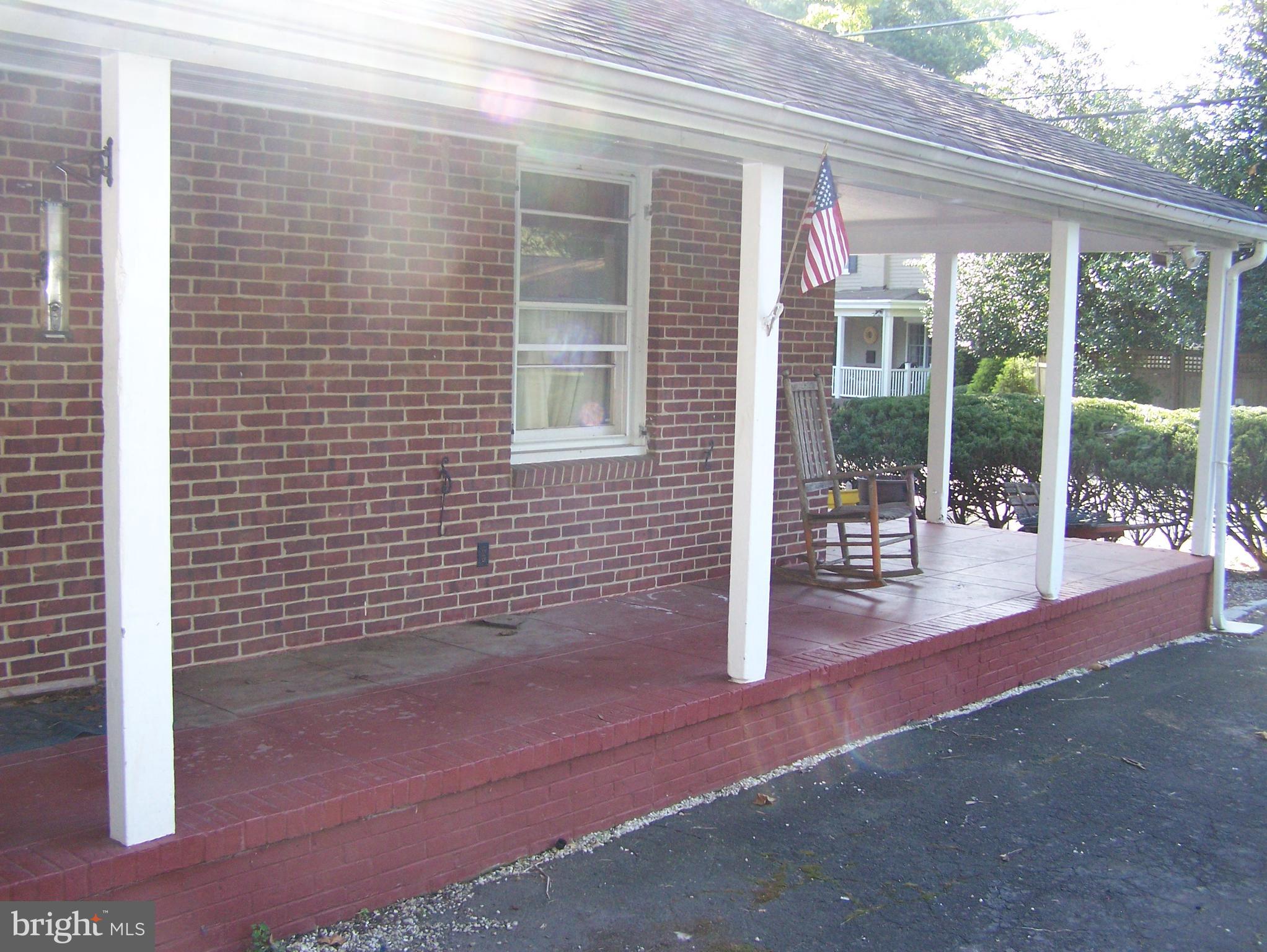 820 River Road Ewing, NJ 08628 - Photo 22 of 25 Wrap around porch