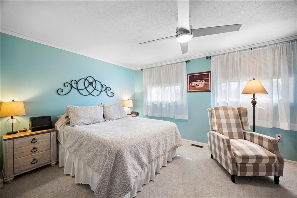 512 Hunters Path Road Bridgeville, PA 15017 - Photo 18 of 31 Gallery Image 18
