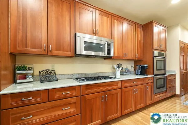 $1,375,000 | 5590 Tuscany Court, Coopersburg, PA 18036