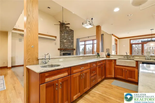 $1,375,000 | 5590 Tuscany Court, Coopersburg, PA 18036