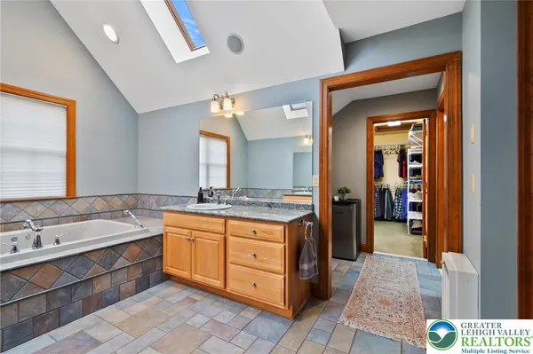 $1,375,000 | 5590 Tuscany Court, Coopersburg, PA 18036