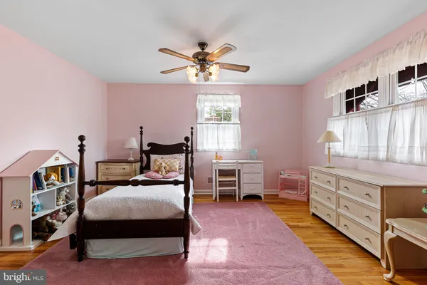 $604,000 | 2412 Chatham Drive, Wilmington, DE 19803